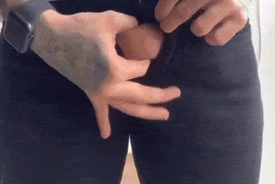 Julian Chase Unpacks His Bulge